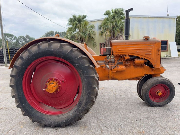 minneapolis-moline-image-4