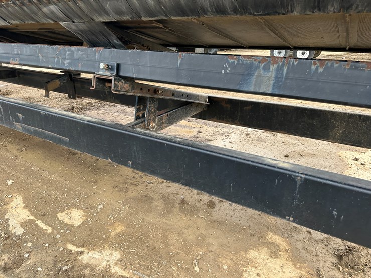 #38417-•-head-hauler-dl-37-37'-header-wagon-image-34