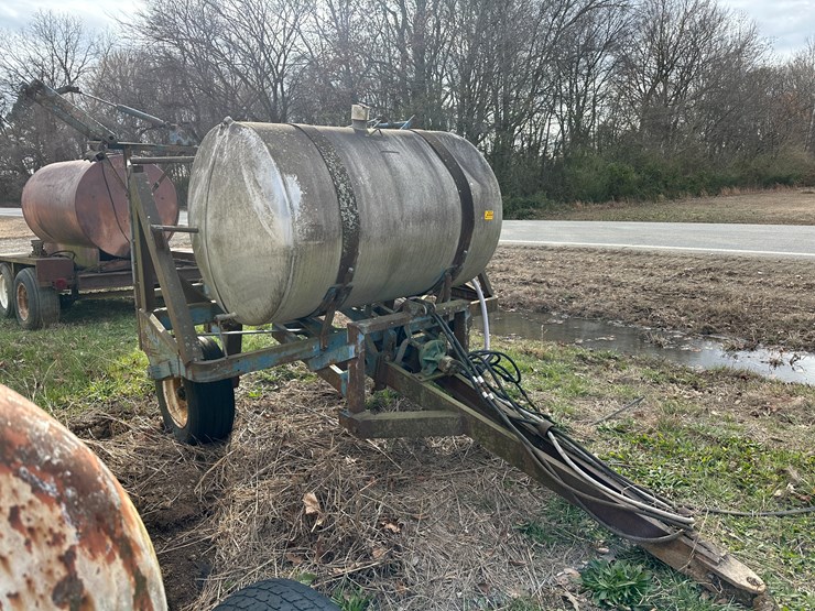 #38425-•-john-blue-415gal-pull-type-sprayer-image-2