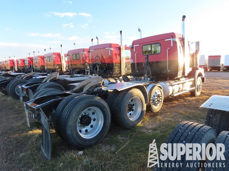 2012-western-star-4900-image-4