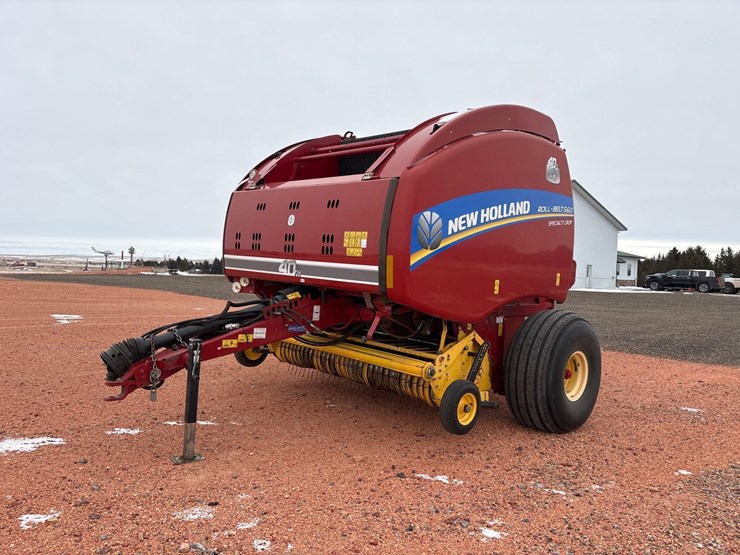 2015-new-holland-rb560-round-baler-image-1
