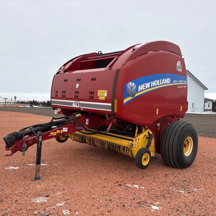 2015 New Holland RB560 Round Baler