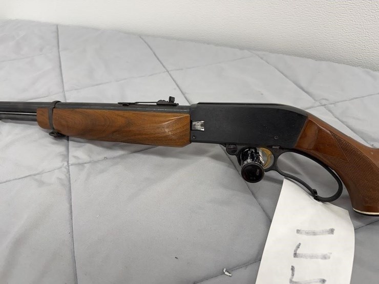 mossberg-model-402-.22-s,l,-lr-rifle-image-4