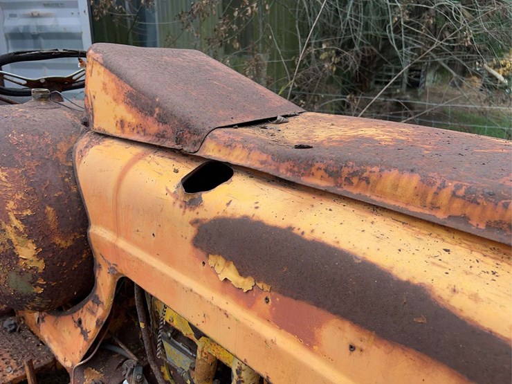 minneapolis-moline-445-image-14