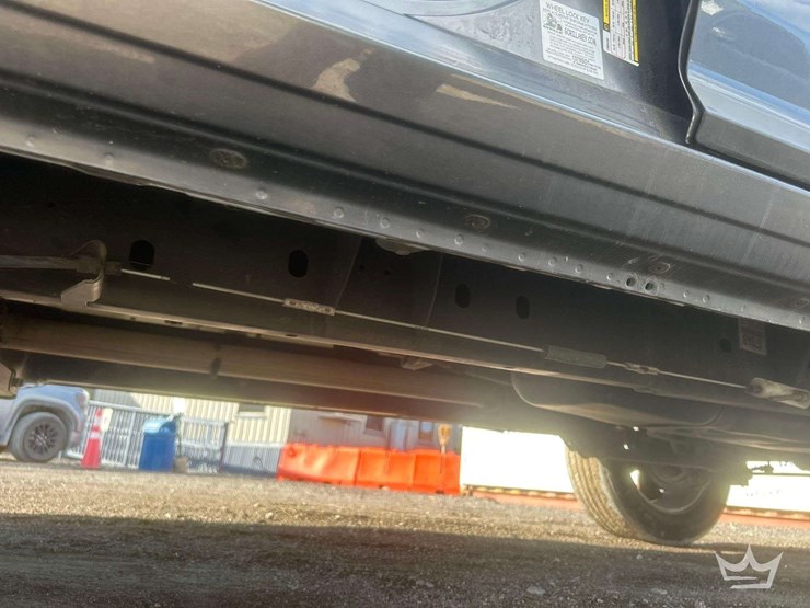 2016-dodge-1500-image-28