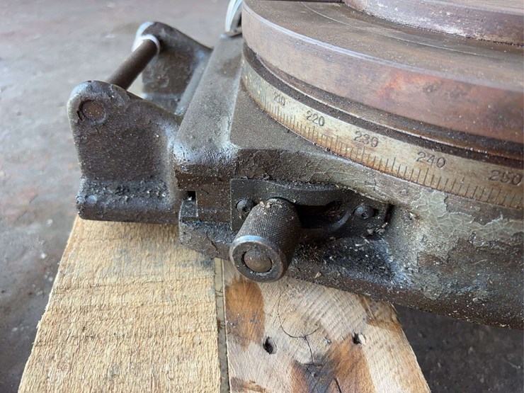 bridgeport-12”-rotary-table-image-7