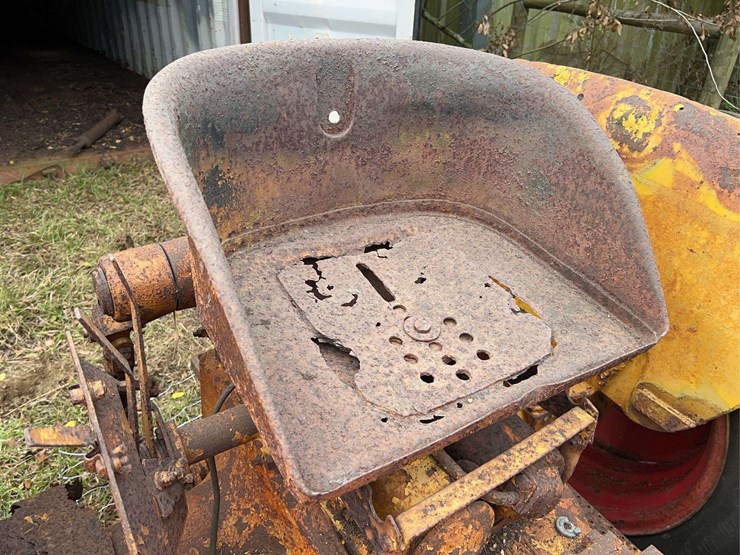 minneapolis-moline-445-image-42