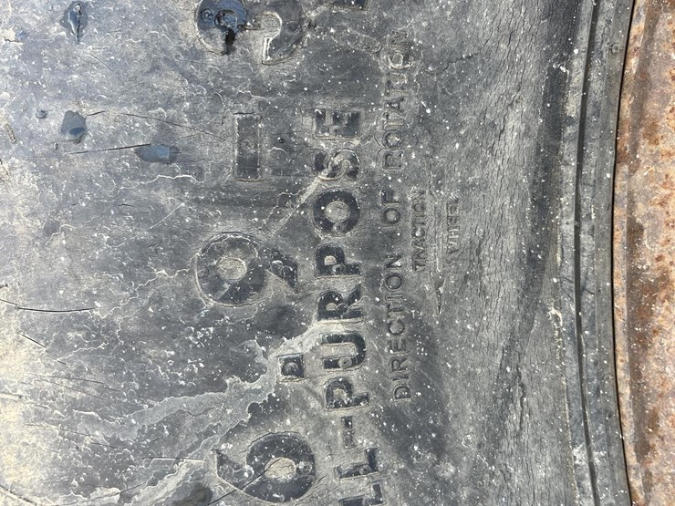 john-deere-3020-image-15