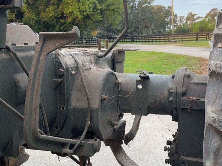 minneapolis-moline-m5-image-28