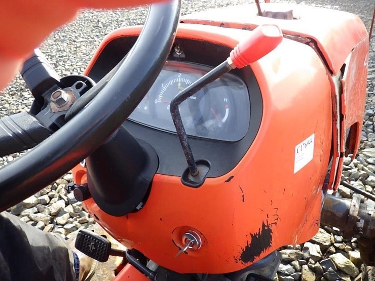 kubota-l2501-image-23