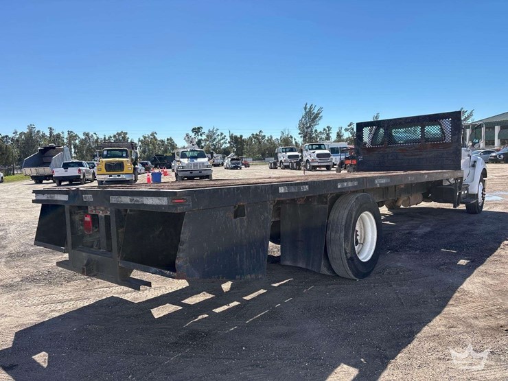 2006-ford-f650-image-3