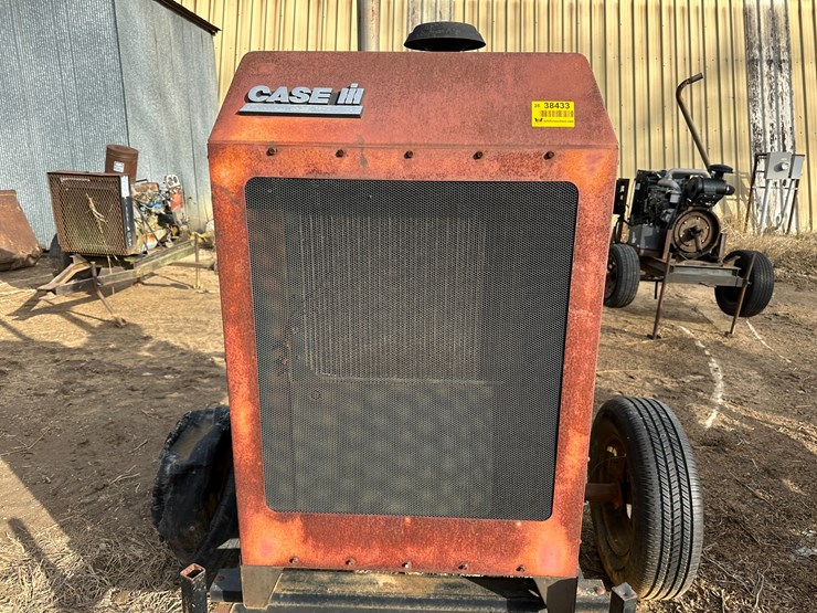 #38433-•-case-4391-4-cyl-power-unit-image-11