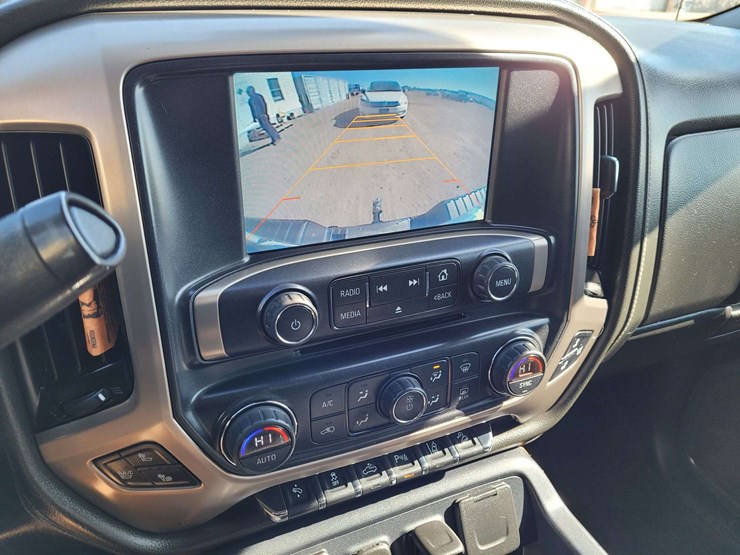 2015-gmc-sierra-1500-denali-image-11