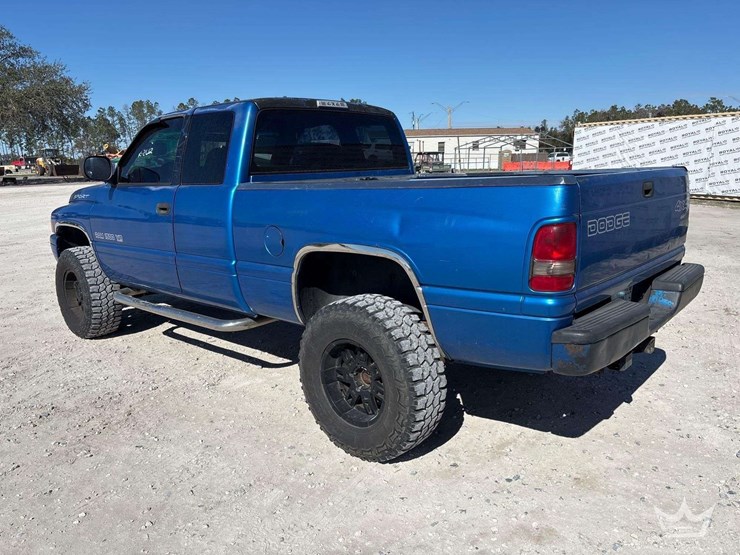 2000-dodge-ram-1500-image-4