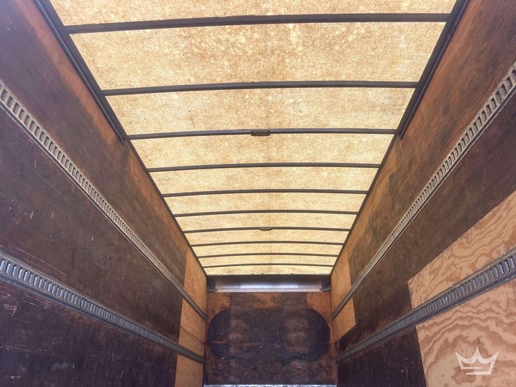 2019-freightliner-m2-106-image-14