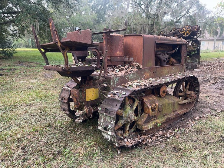 caterpillar-2-ton-crawler-image-4