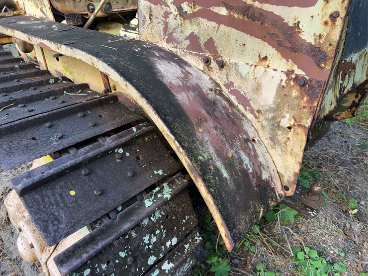 caterpillar-twenty-image-30