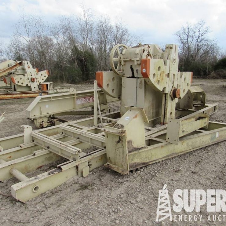 2011 INTERNATIONAL C11