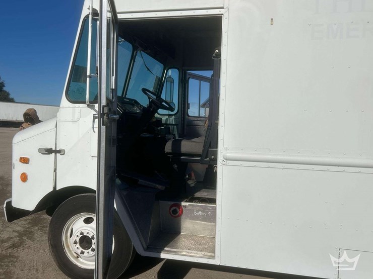 1999-chevrolet-step-van-food-truck-image-15