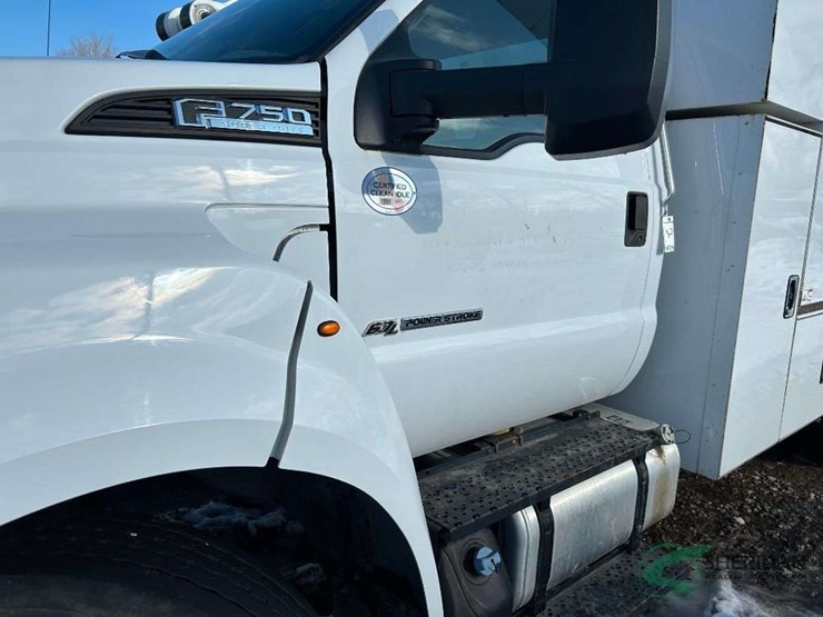 2019-ford-f750-image-5