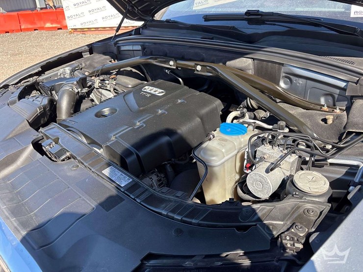 2012-audi-q5-image-9