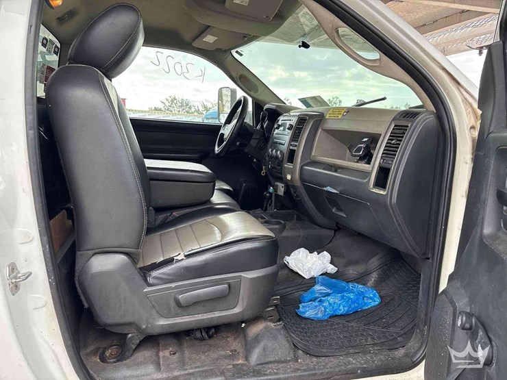 2011-dodge-ram-4x4-terex-hi-ranger-lt40-40ft.-forestry-chipper-insulated-bucket-truck-image-31