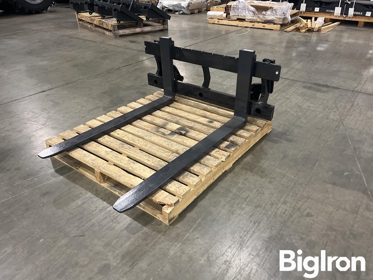 stoll-euro-style-pallet-forks-image-1