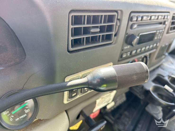 2006-ford-f650-image-14