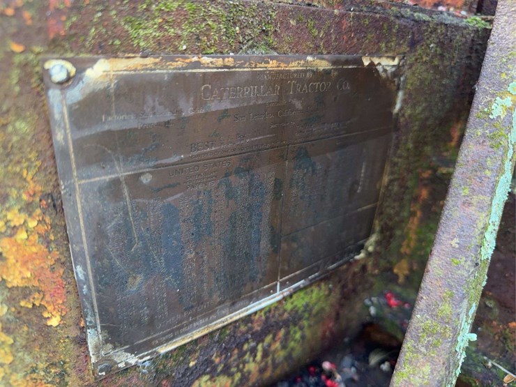 caterpillar-2-ton-crawler-image-39