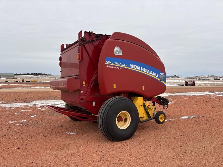 2015-new-holland-rb560-round-baler-image-5