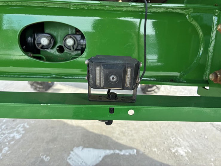 2018-john-deere-r4038-image-34