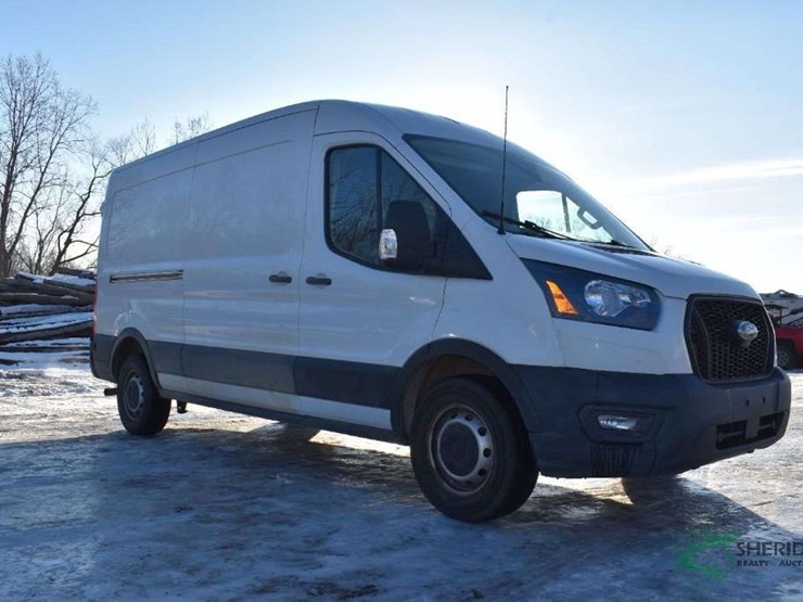 2021-ford-transit-image-3