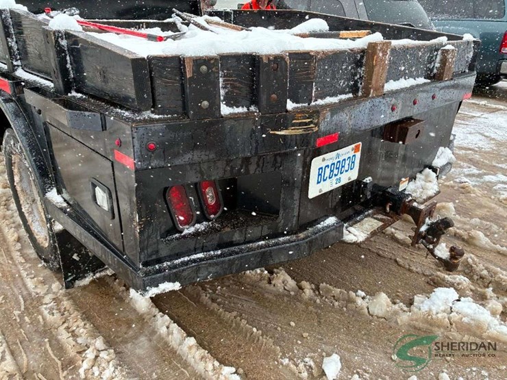 2022-ford-f550-image-12