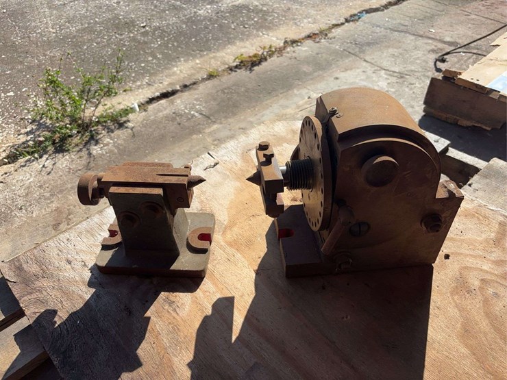 tabata-tilting-5”-dividing-head-&-tail-stock-image-1