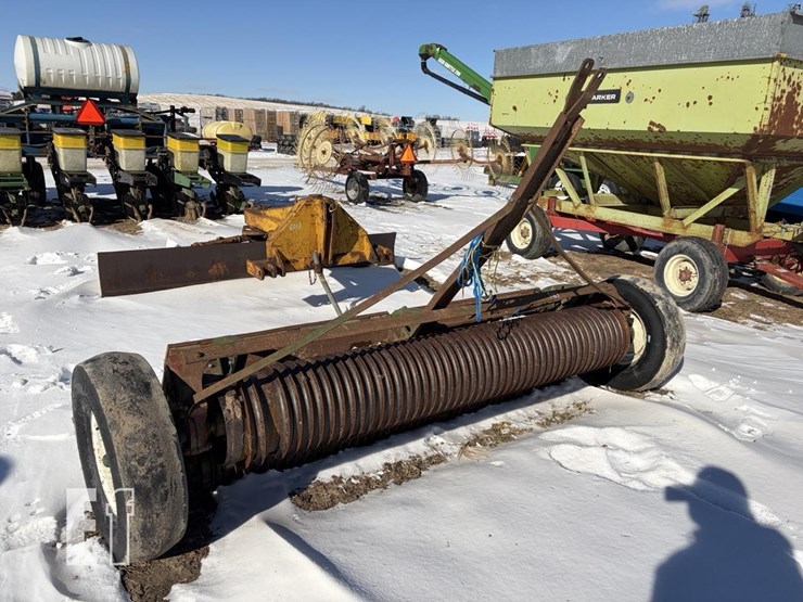 brillion-seeder-image-1