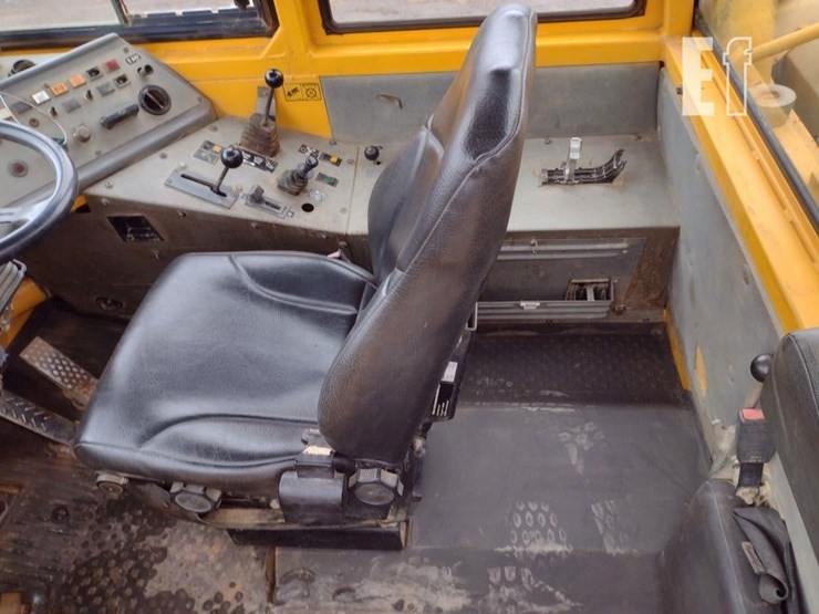 2001-volvo-a25c-image-16