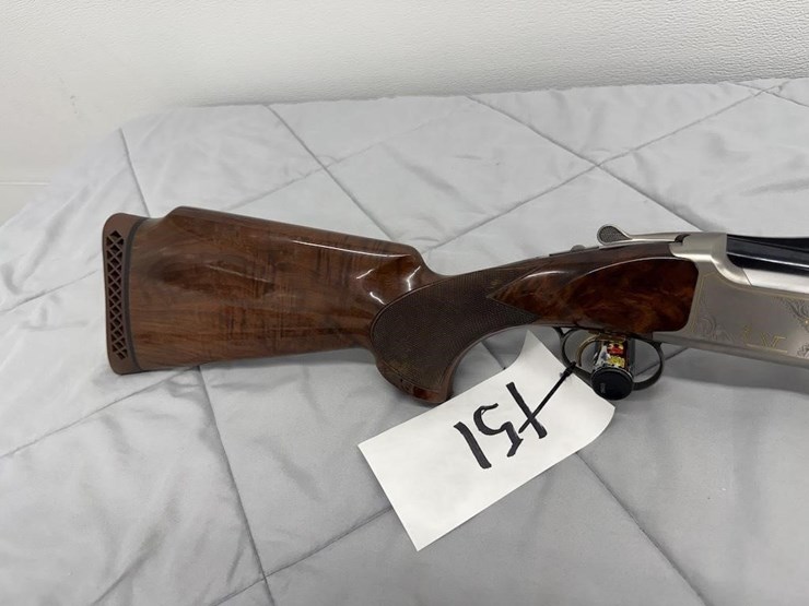 browning-citori-xt-12-gauge-shotgun-image-3