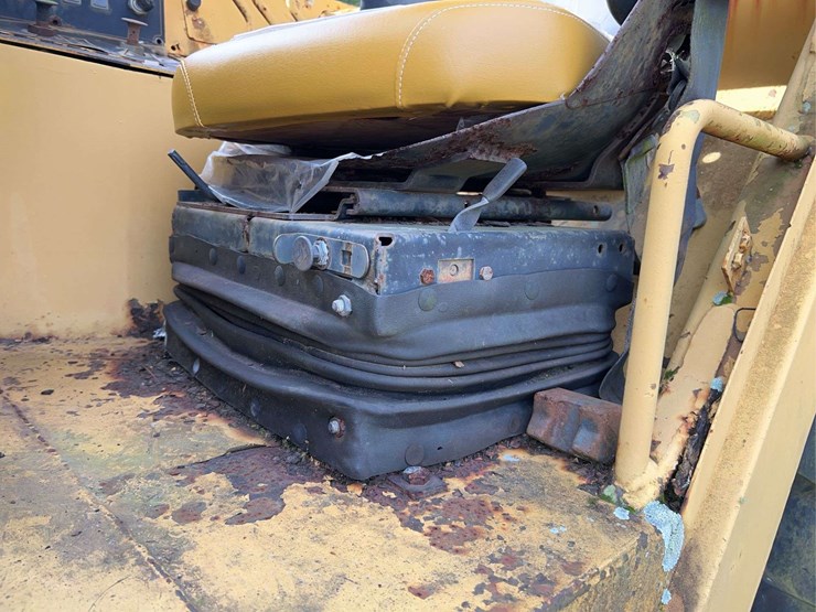 caterpillar-613c-image-20