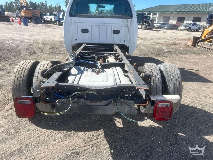 2016-ford-f350-image-19