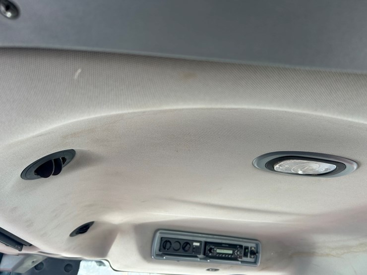 2014-versatile-400-image-29