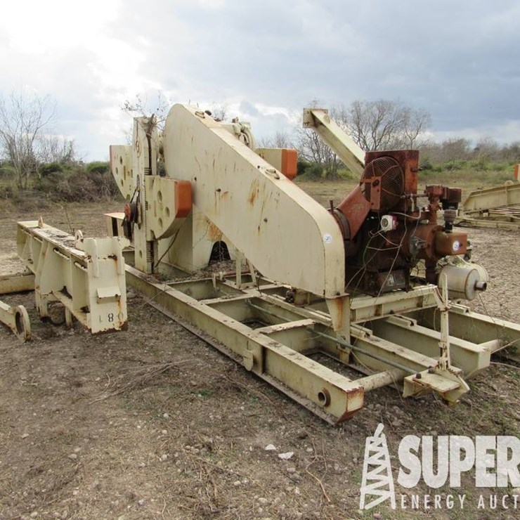 2011 INTERNATIONAL C11