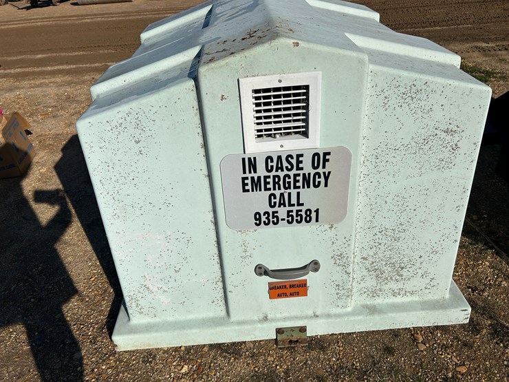 #37654-•-well-cover-image-5