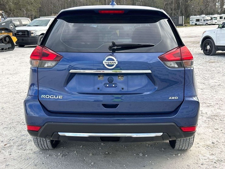 2017-nissan-rogue-image-22