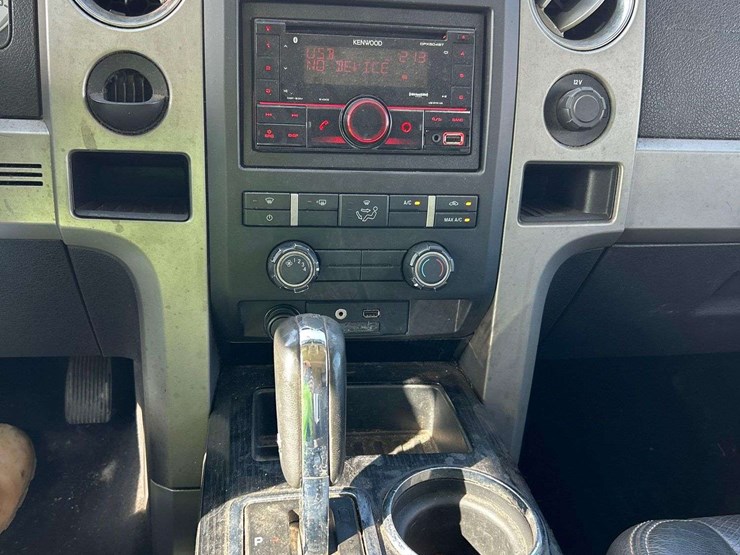 2010-ford-f150-image-17