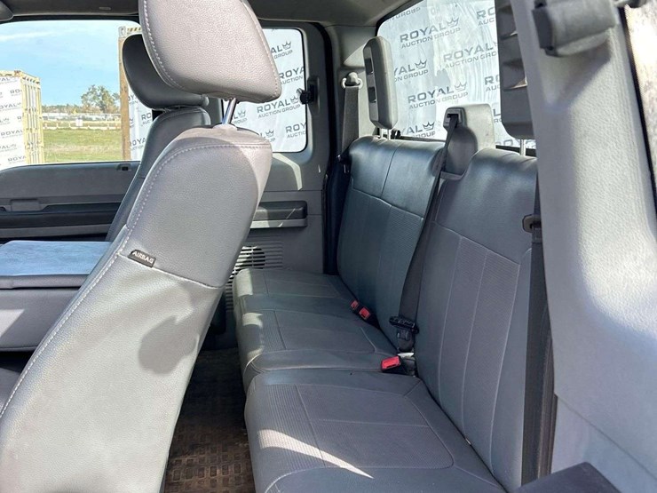 2015-ford-f350-image-22