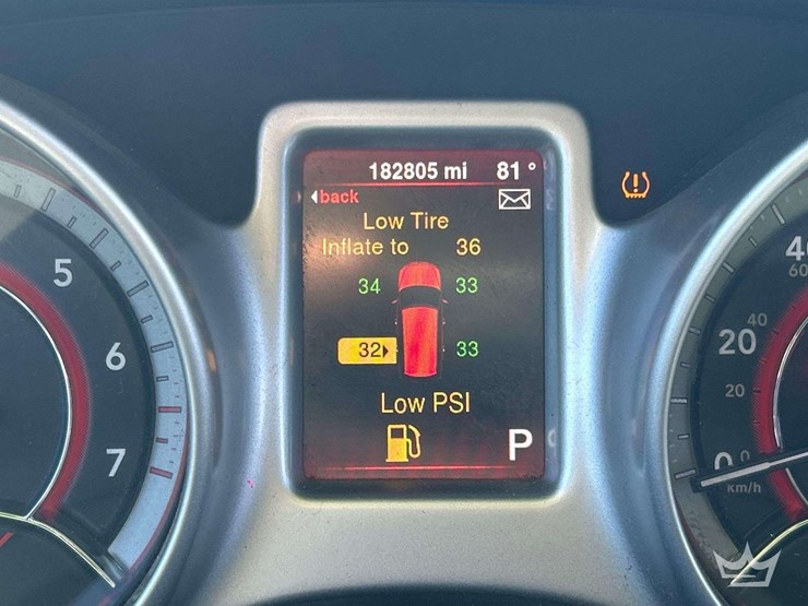 2015-dodge-journey-sxt-image-19