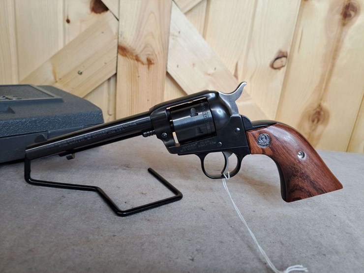 ruger-new-model-single-six-.22-lr/.22-magnum-sa-revolver-image-2