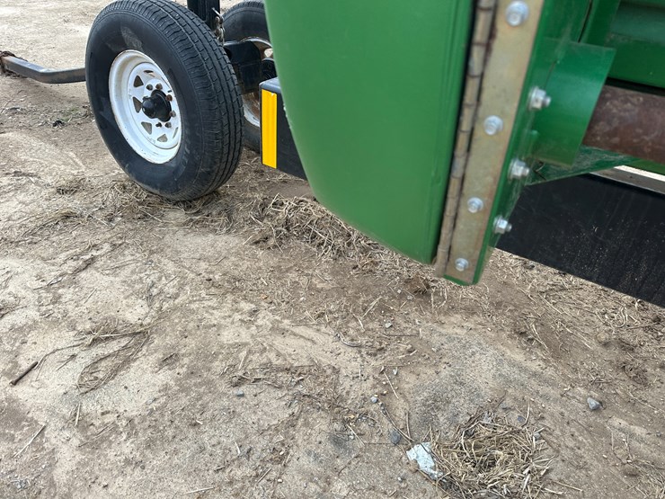 #38427-•-head-hauler-dl37-37'-header-wagon-image-26