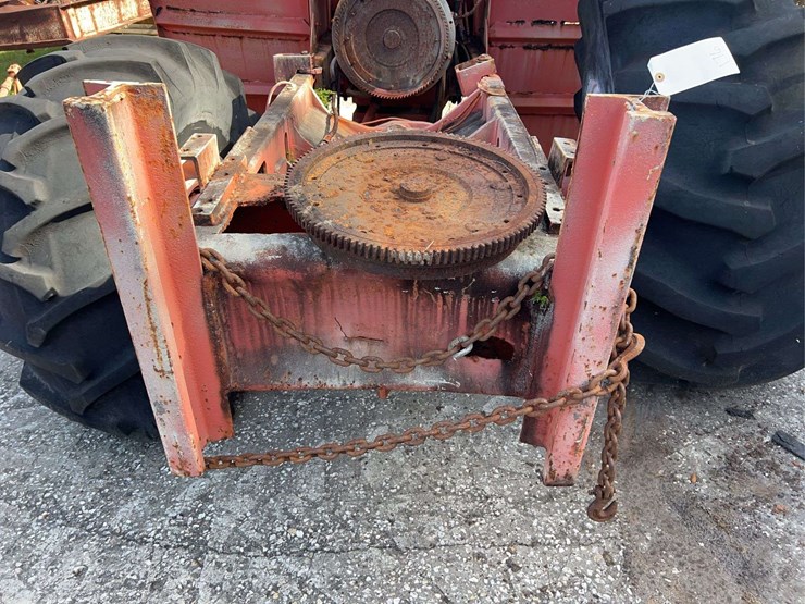 allis-chalmers-4wd-parts-tractor-image-5
