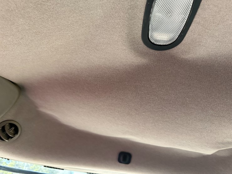 #38416-•-2016-case-axial-flow-8240-prwd-combine-yfg230343-image-84